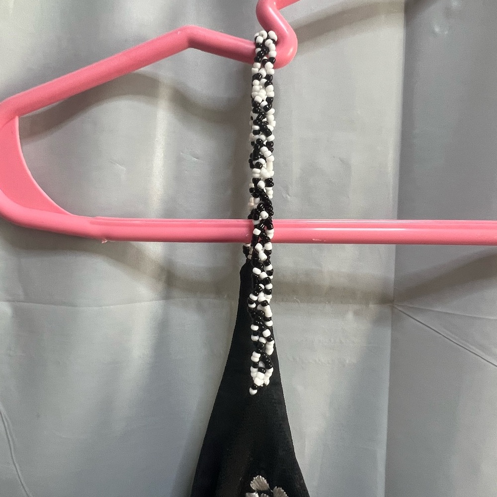 Maggy London LBD with White Embroidered Floral Design and Beaded Straps Size 12 - Picture 3 of 4